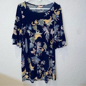 NWOT SJS blue floral Paisley, flowery dress, short sleeve small wrinkle free